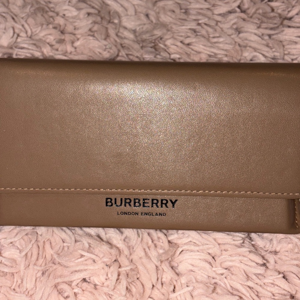 Burberry Tortoise Shell Sunglasses - Picture 9 of 16